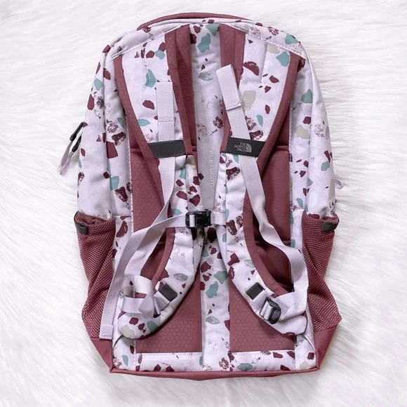 The North Face Women’s Jester 27 Liter Backpack - Picture 4 of 7